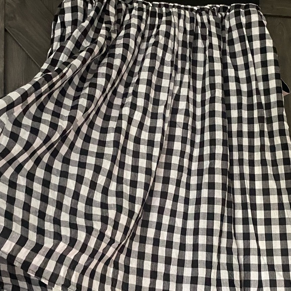 Black and White Gingham Eloquii midi skirt with pockets, NWT, sz 22 - Picture 5 of 7